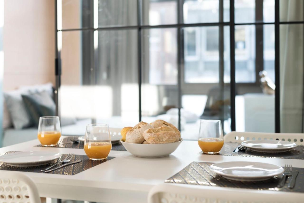 Lovelystay - Wohaza Apartment With Free Private Parking OOporto Exterior foto